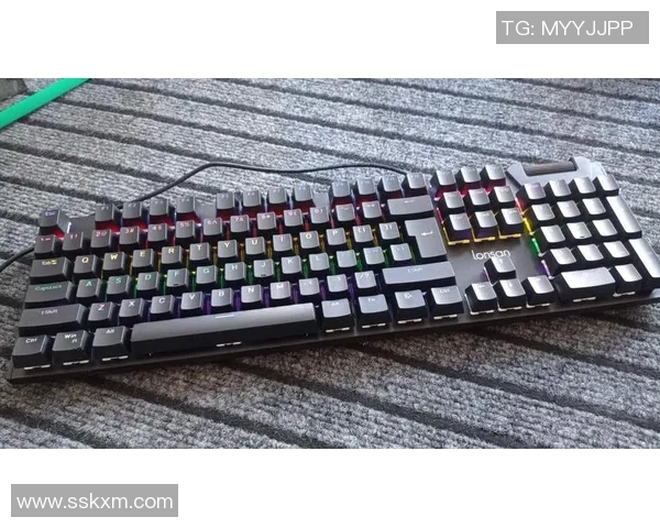 DOTA2装备选购指南推荐适合s15电竞比赛的机械键盘